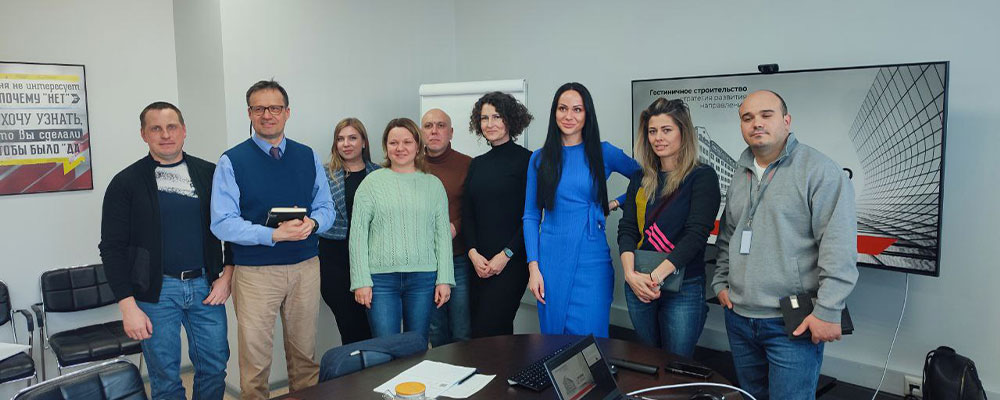 менеджеры компании Баустов