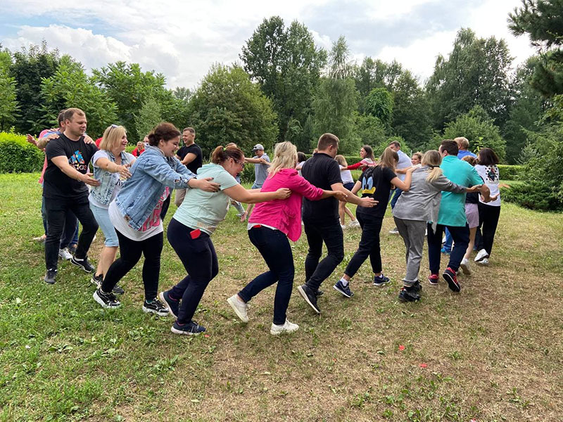 восхитительный тимбилдинг на природе